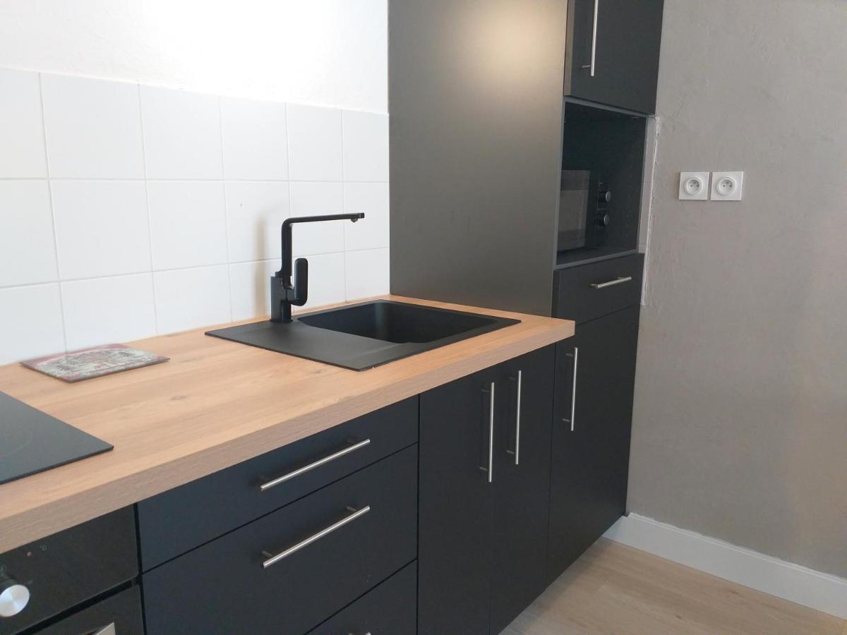 Le Savoie Appartement 2 Chambres 3 Couchages ,Balcon Et Parking Prive Bellegarde-sur-Valserine ภายนอก รูปภาพ