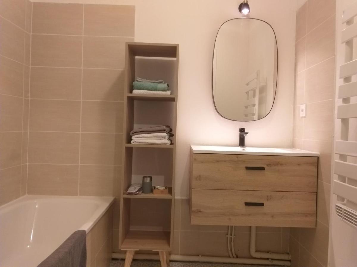 Le Savoie Appartement 2 Chambres 3 Couchages ,Balcon Et Parking Prive Bellegarde-sur-Valserine ภายนอก รูปภาพ